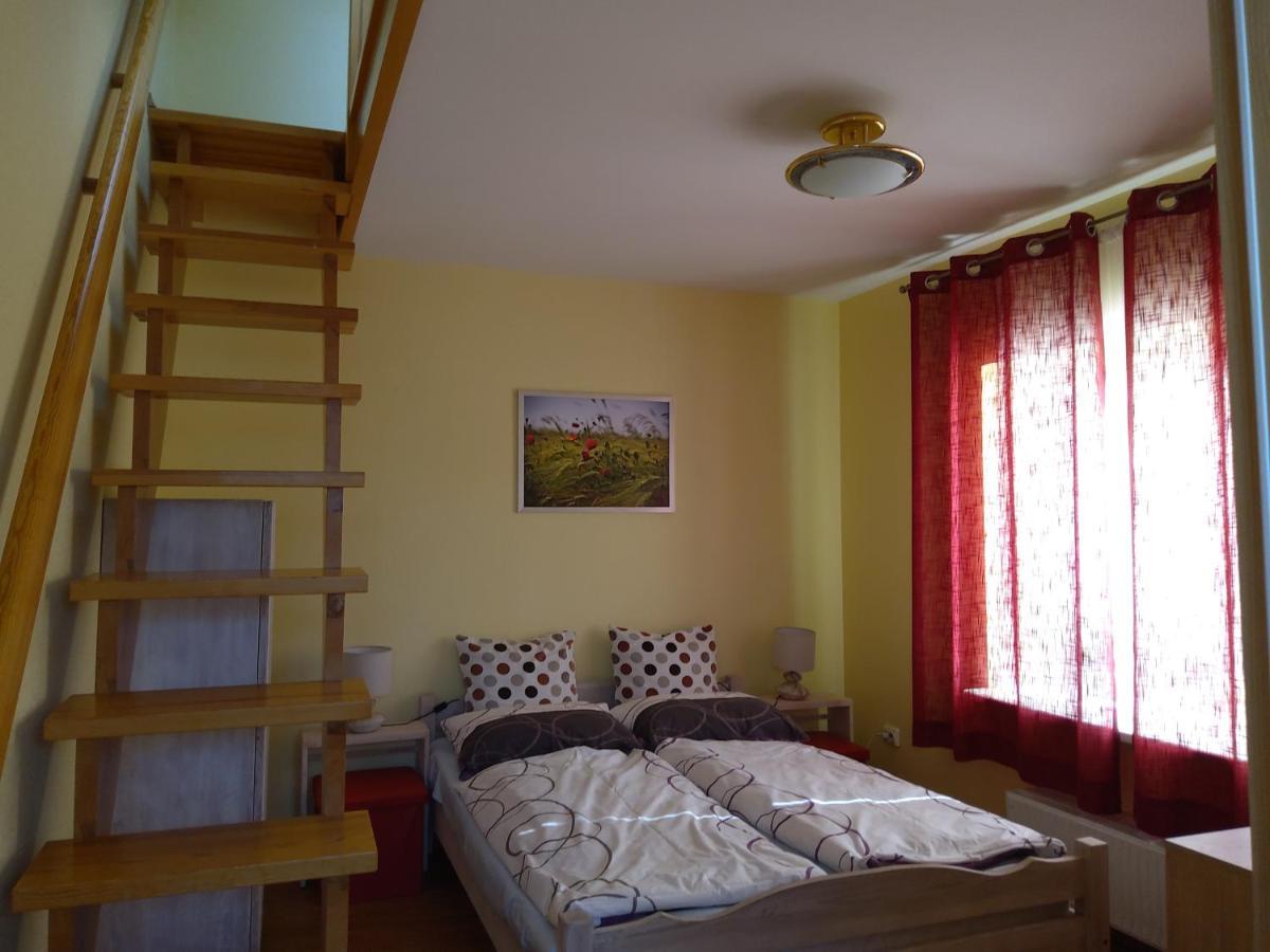 Apartamentai Geguciu Gatveje Klaipėda Exterior foto